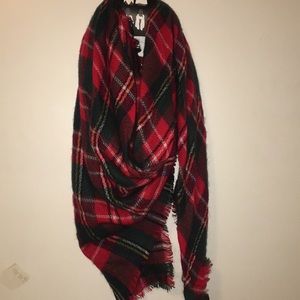 LULU BLANKET SCARF